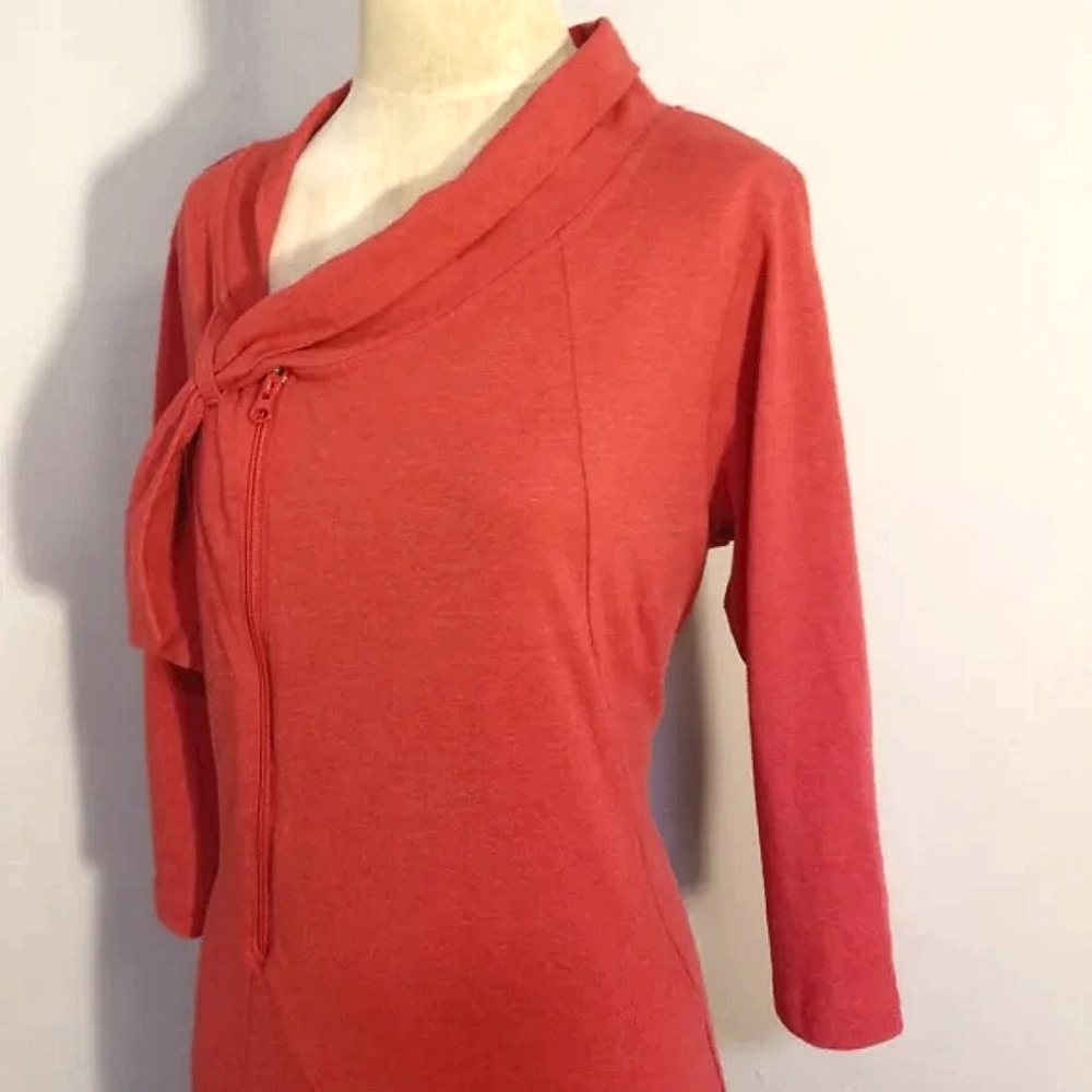 Red Tunic - Picture 4 of 7